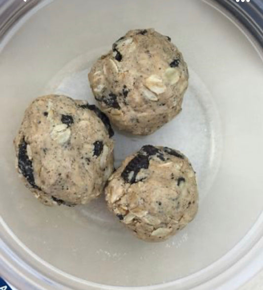 Oreo Cheesecake Protein Bites